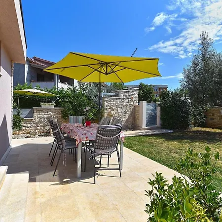 Fuer 4 Personen Ca 50 Qm In Fazana, Istrien Istrische Riviera Apartment *